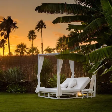 빌라 New Lanzasuites *