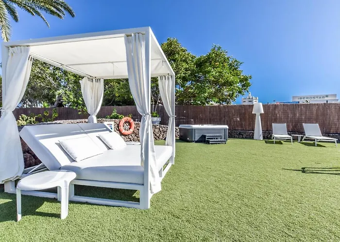 빌라 New Lanzasuites *