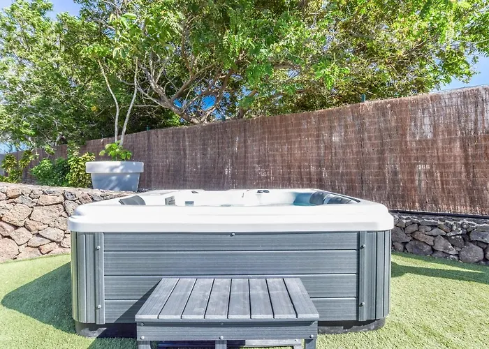 빌라 New Lanzasuites